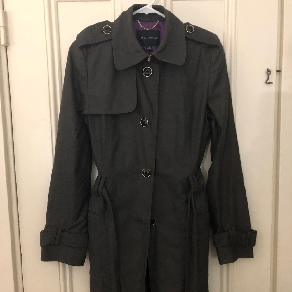 Gorgeous Grey Banana Republic Trench